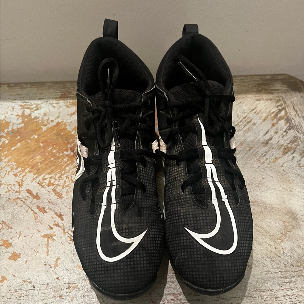 Nike Alpha Black and White Men's Football Cleat Athletic Shoes Size 10.5 Wide - Picture 2 of 10